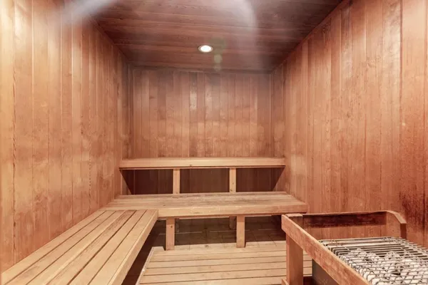 $1,250 | 78 10th Street East, Unit 3203, St. Paul, MN 55101