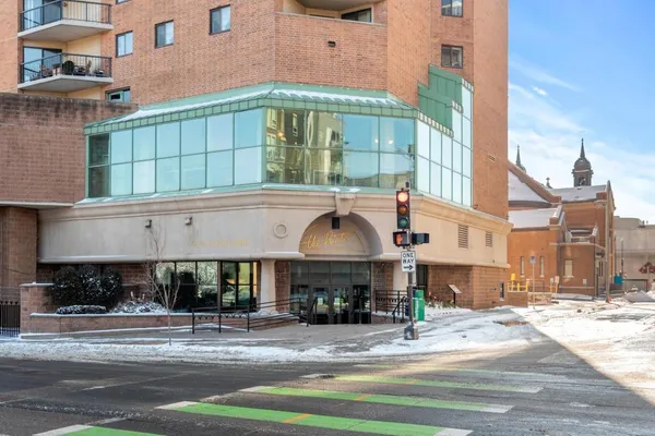 $1,250 | 78 10th Street East, Unit 3203, St. Paul, MN 55101