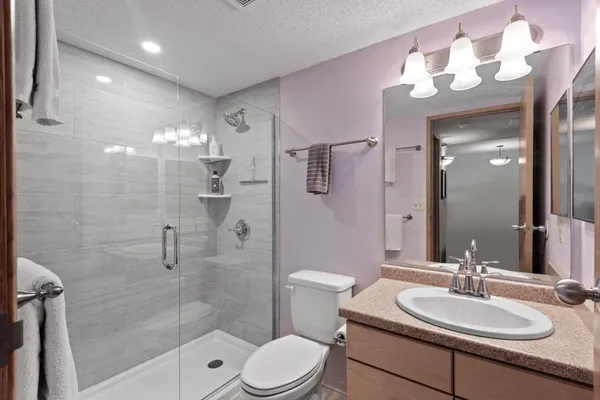 $1,250 | 78 10th Street East, Unit 3203, St. Paul, MN 55101