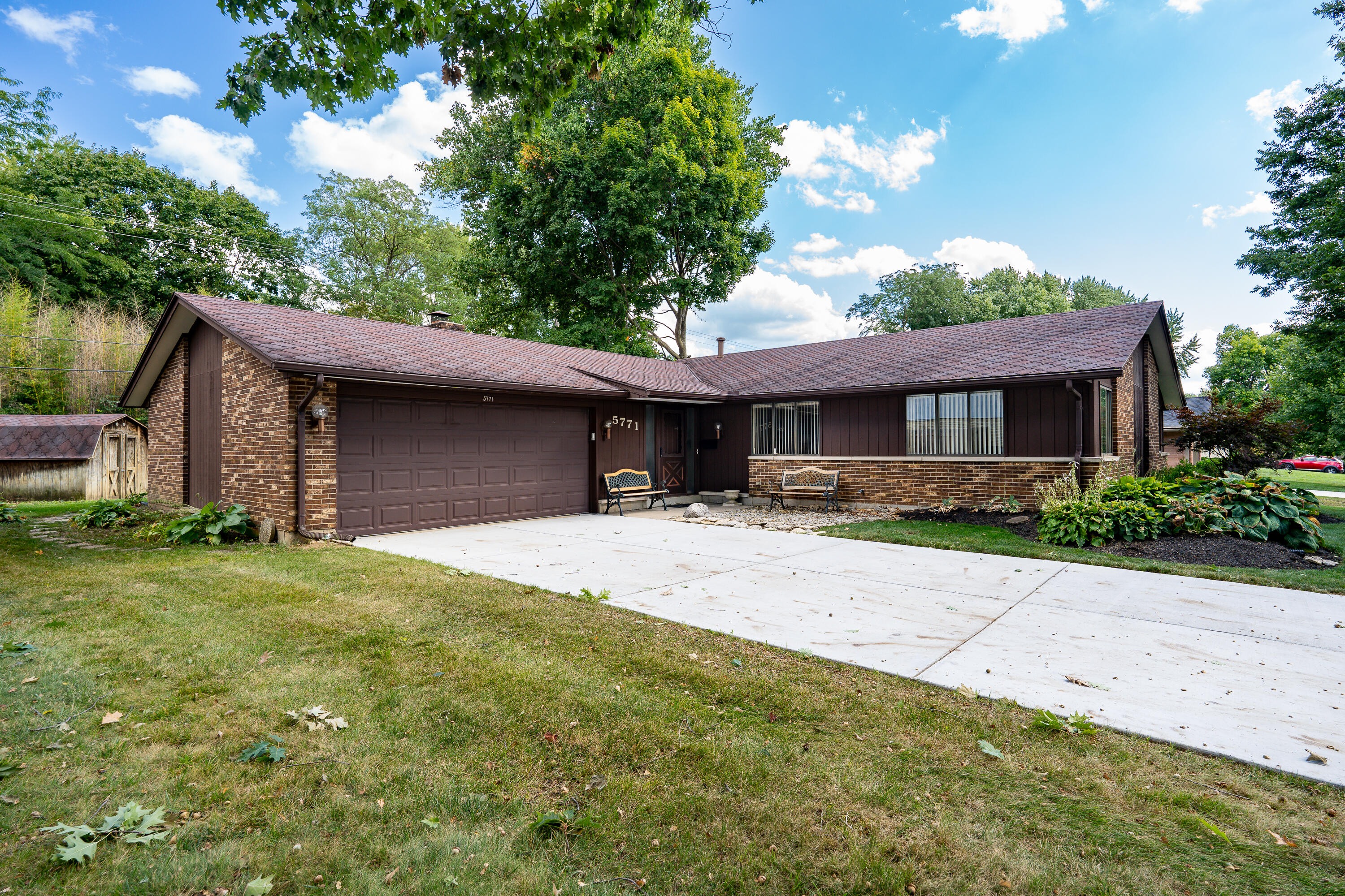 5771 Oak Valley Road Kettering, OH 45440 - Photo 5 of 36