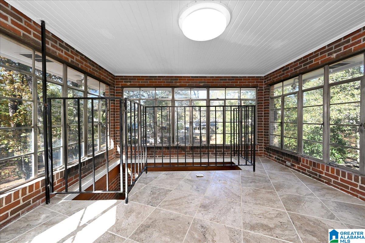 202 Crest Circle South Jasper, AL 35501 - Photo 17 of 53