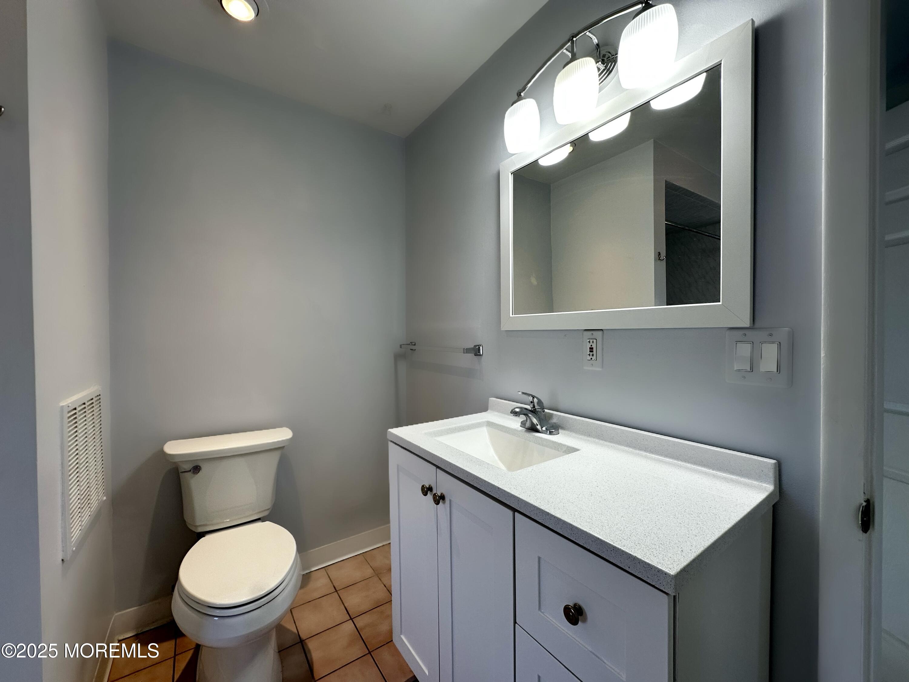 57 Osborn Street, Unit 2 Keyport, NJ 07735 - Photo 6 of 14 Bathroom