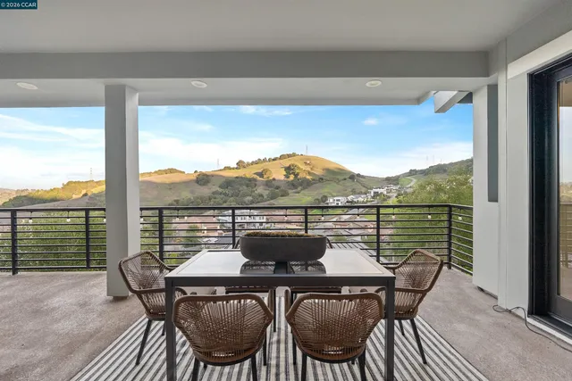 $3,150,000 | 71 Windy Crk Way, Orinda, CA 94563