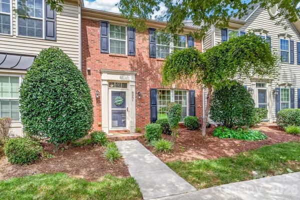 $350,000 | 8261 Bridgegate Drive, Huntersville, NC 28078