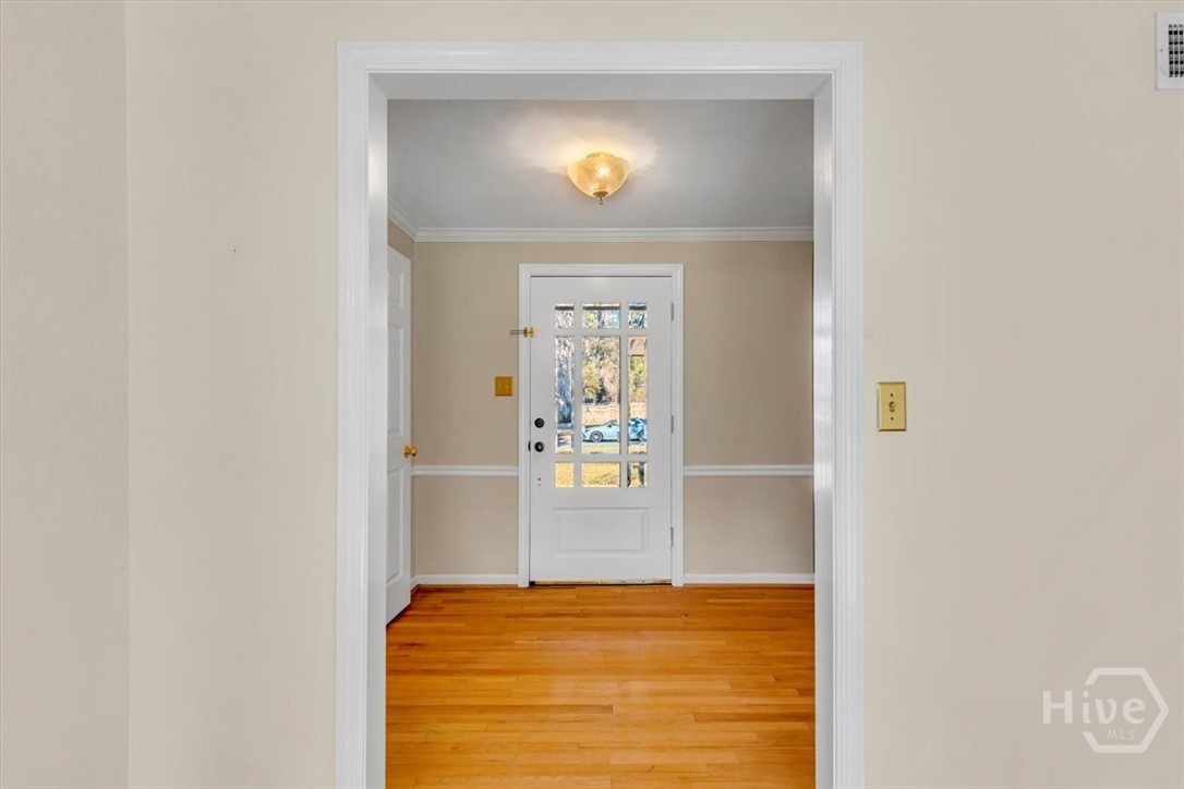 311 Pickwick Road Savannah, GA 31410 - Photo 8 of 65