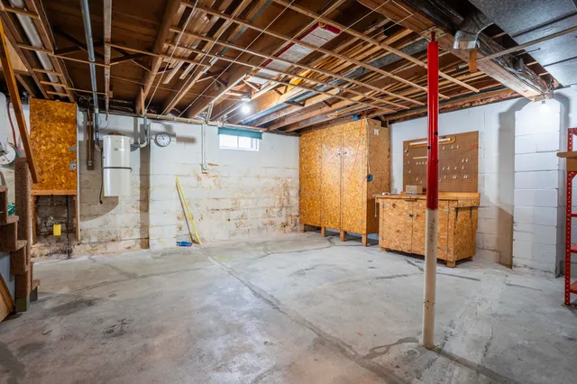 $149,900 | 13 Cone Street, East Millinocket, ME 04430