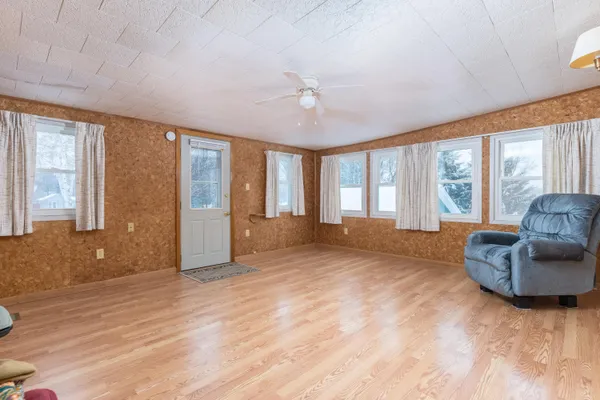 $139,900 | 13 Cone Street, East Millinocket, ME 04430