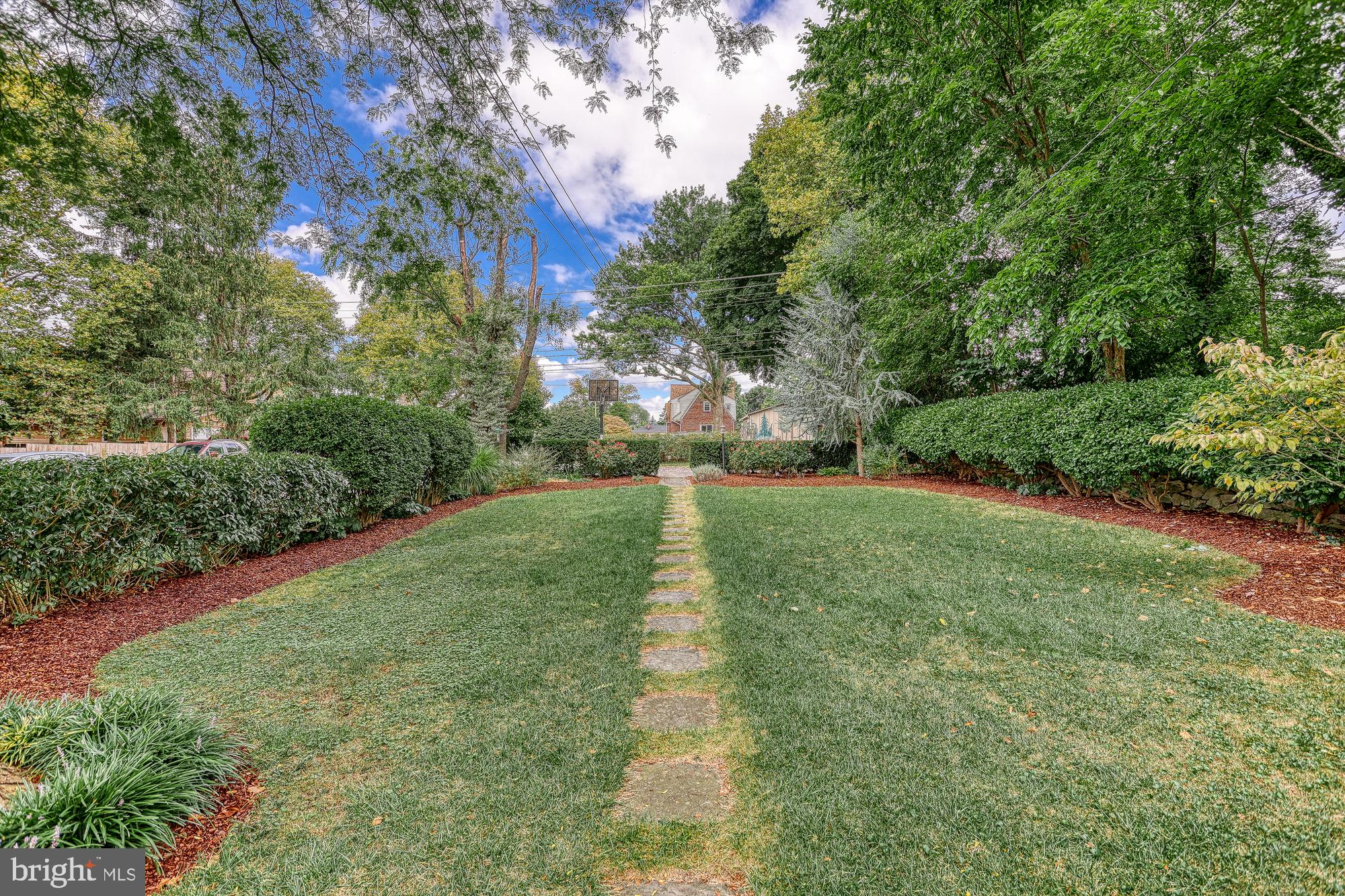 401 Hillcrest Road York, PA 17403 - Photo 13 of 49