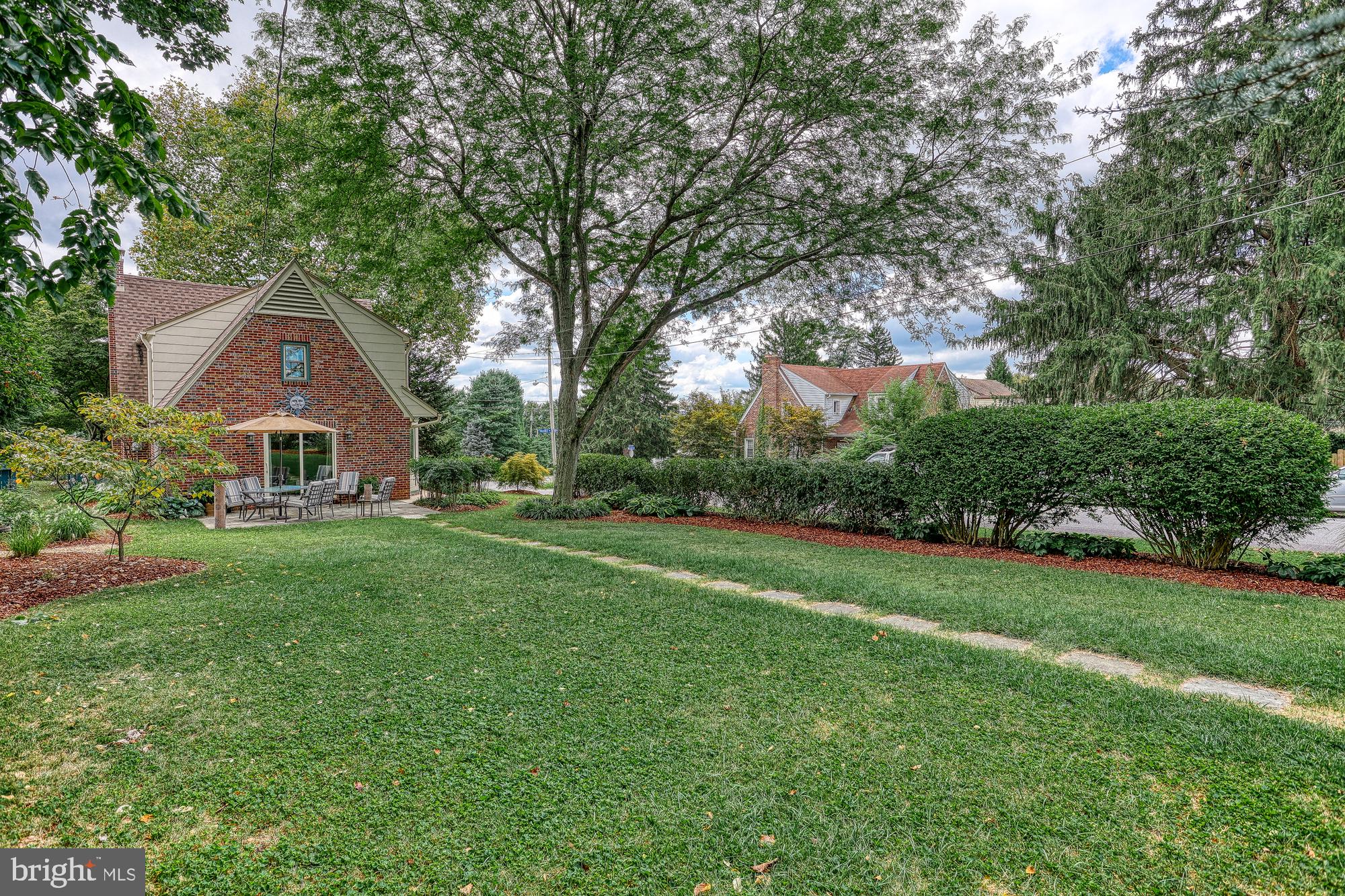 401 Hillcrest Road York, PA 17403 - Photo 14 of 49