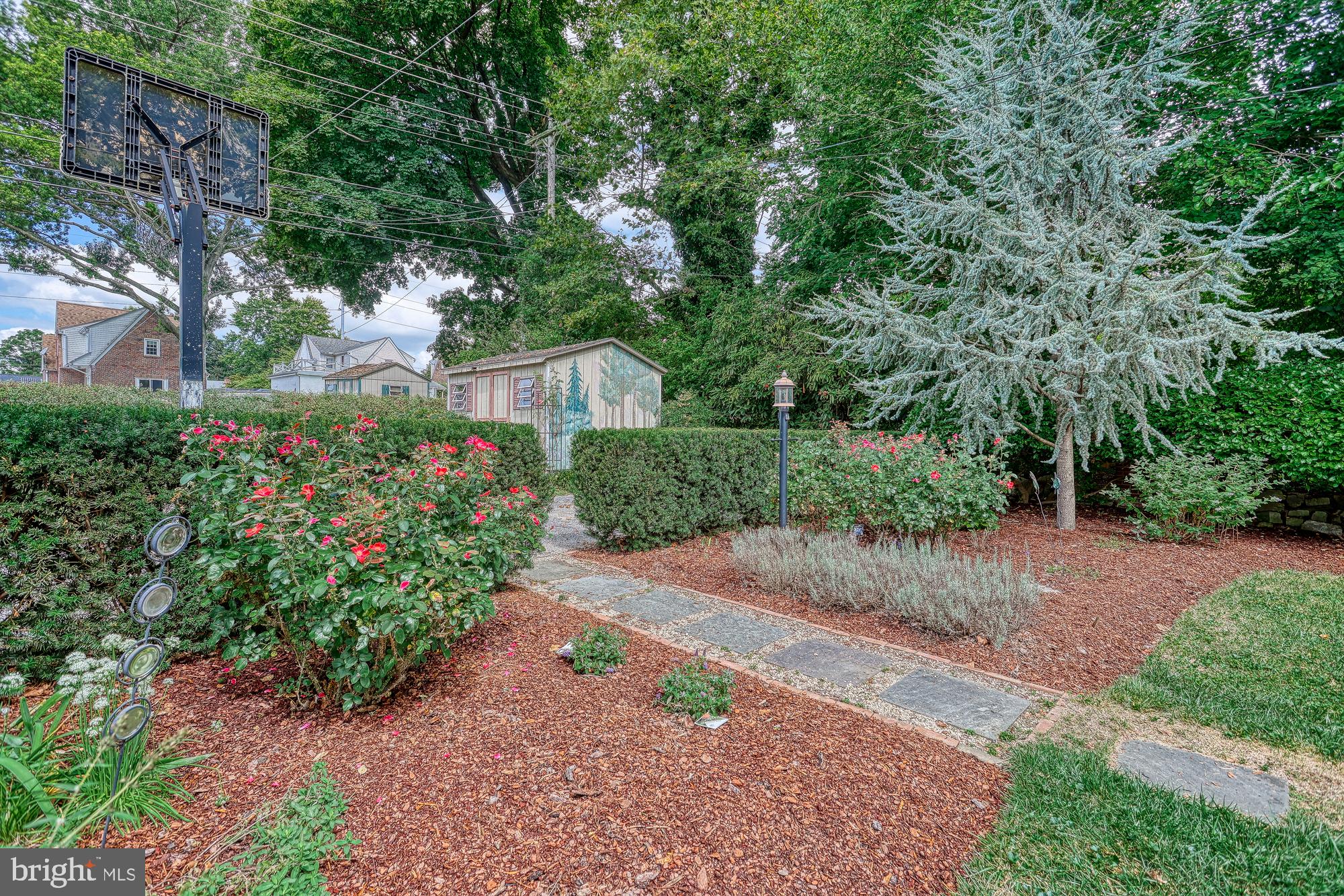 401 Hillcrest Road York, PA 17403 - Photo 17 of 49