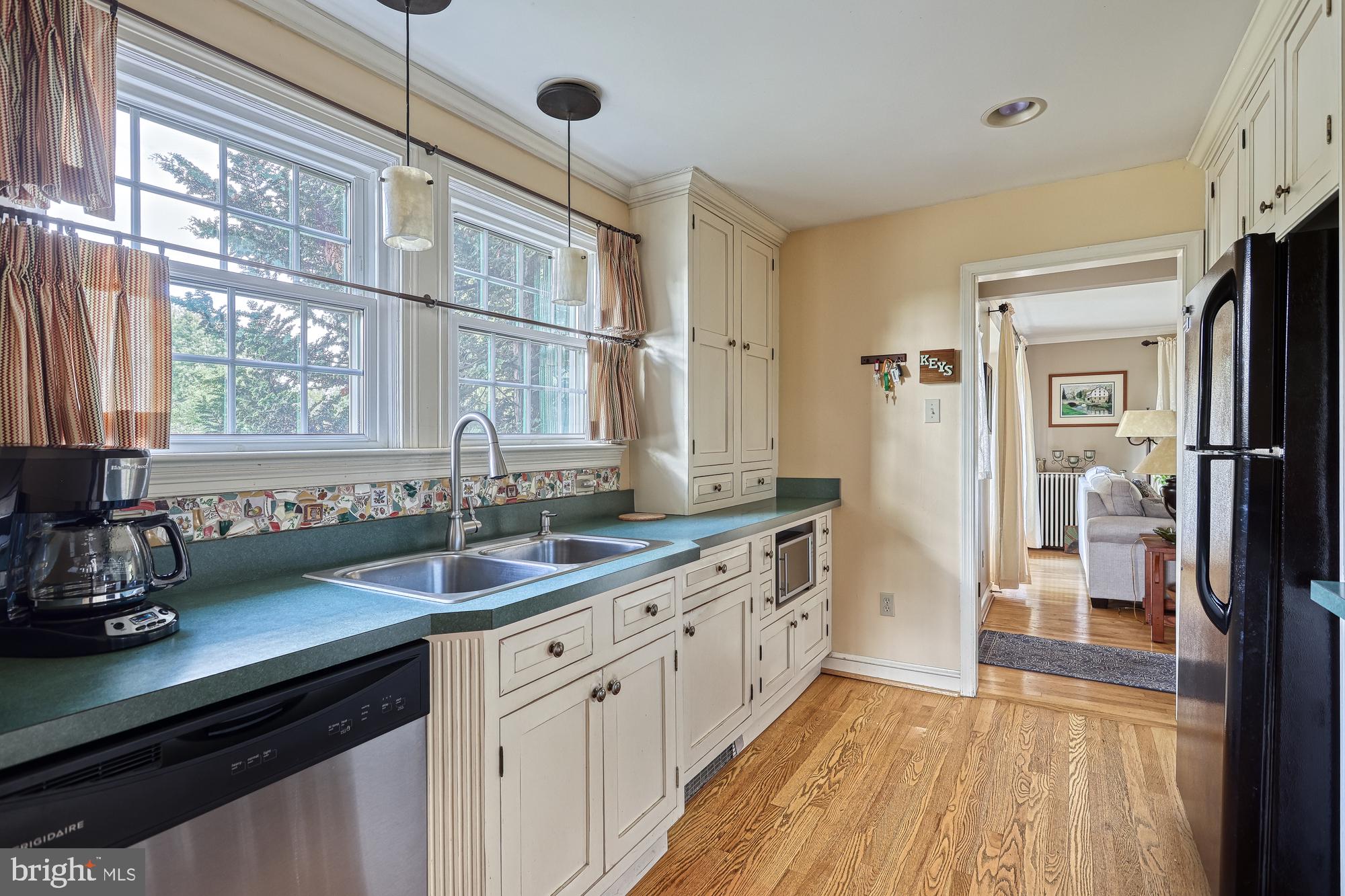 401 Hillcrest Road York, PA 17403 - Photo 33 of 49
