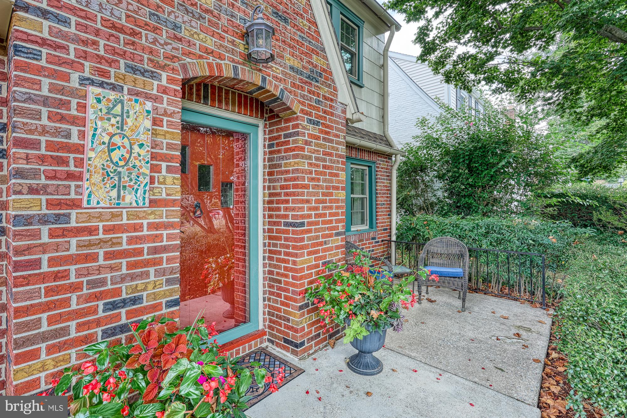 401 Hillcrest Road York, PA 17403 - Photo 4 of 49