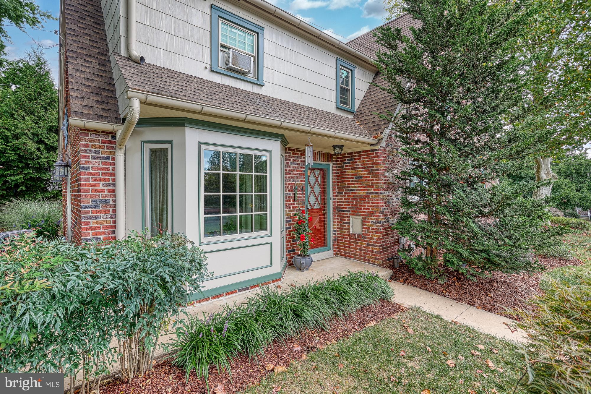 401 Hillcrest Road York, PA 17403 - Photo 8 of 49