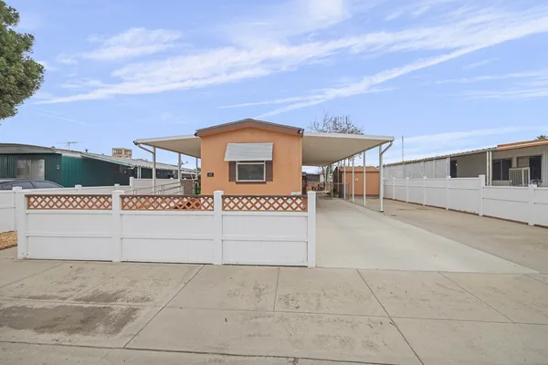 $49,999 | 560 West Pleasant Avenue, Unit 16, Tulare, CA 93274