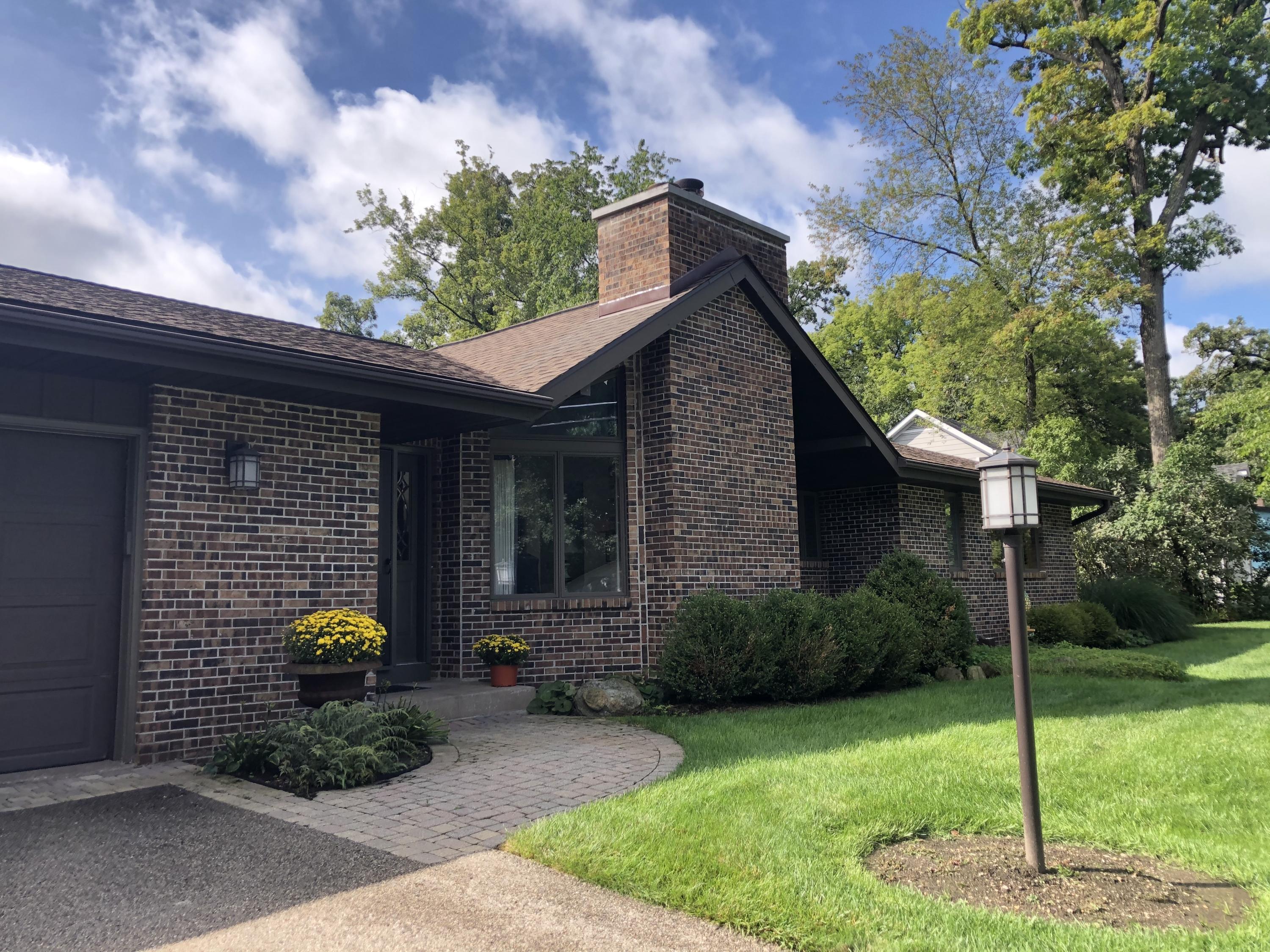 904 Waubun Drive Fontana, WI 53125 - Photo 1 of 1 Front View
