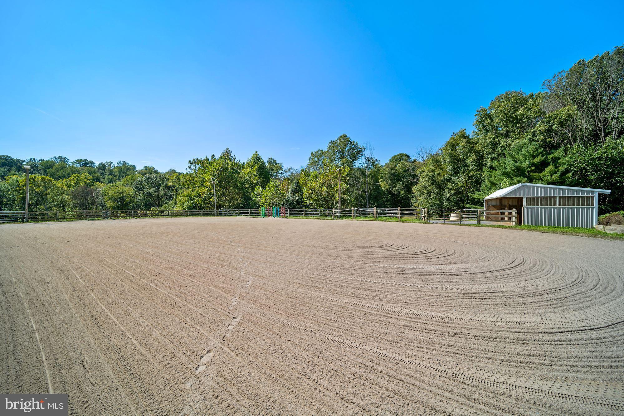 25440 Old Hundred Road Dickerson, MD 20842 - Photo 5 of 65