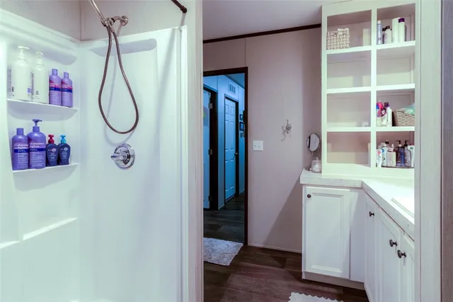 $260,000 | 7715 Walnut Tree Lane, Plantersville, TX 77363