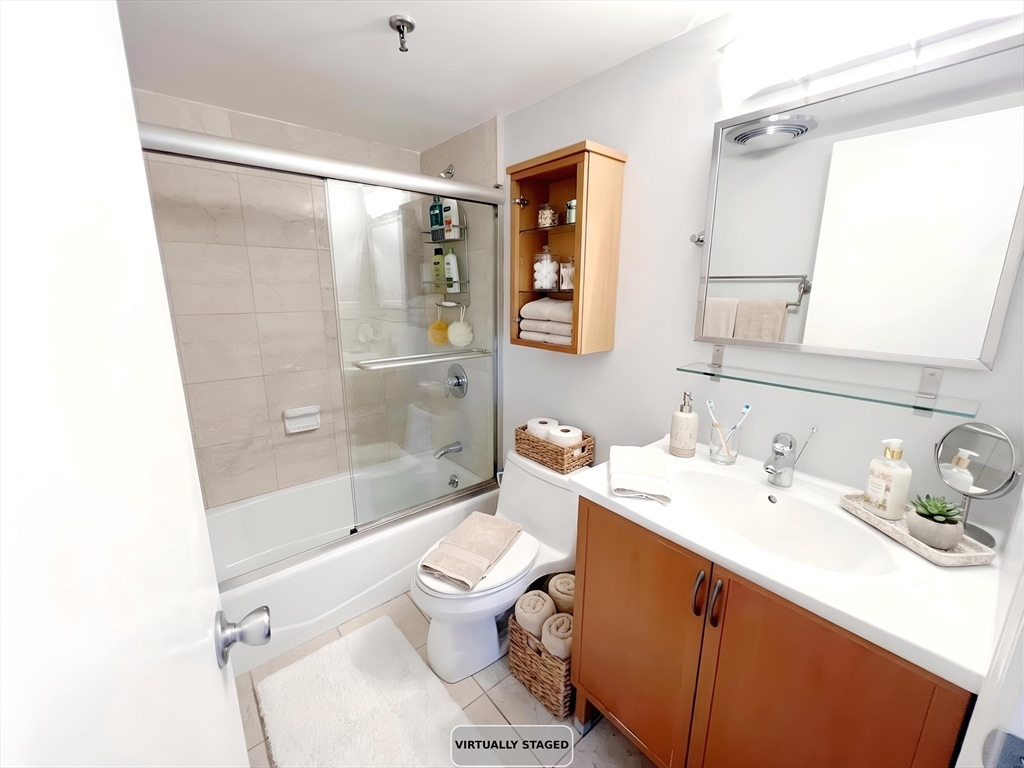 20 Webster Street, Unit 702 Brookline, MA 02446 - Photo 15 of 40