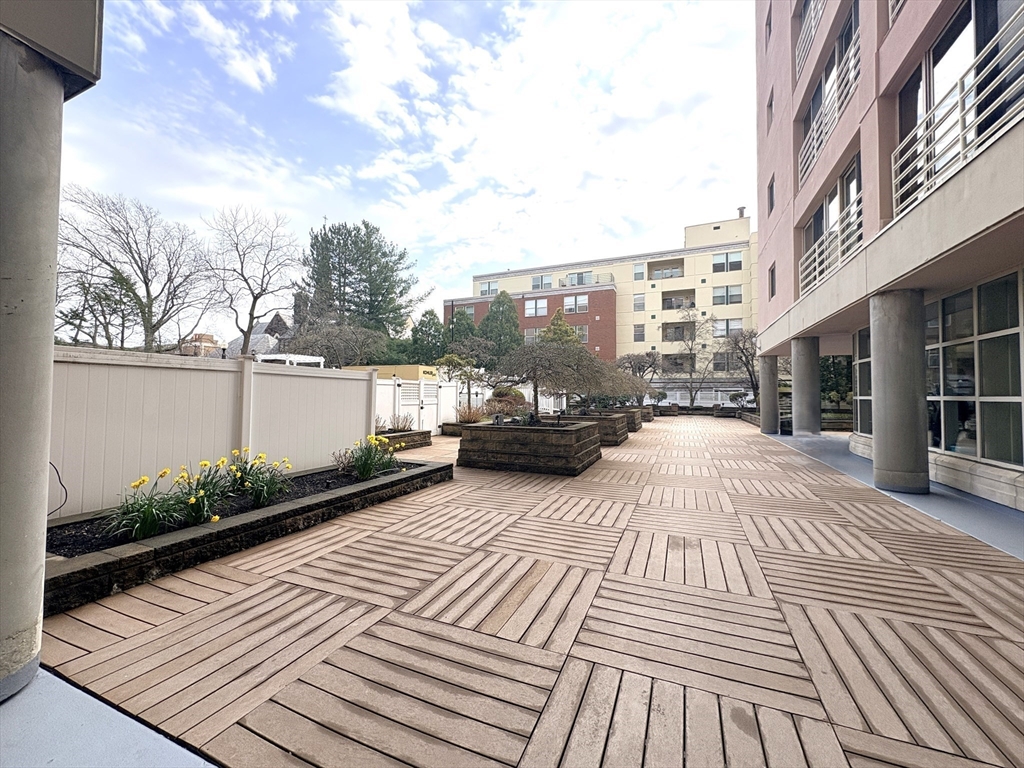 20 Webster Street, Unit 702 Brookline, MA 02446 - Photo 33 of 40