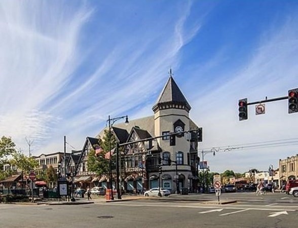 20 Webster Street, Unit 702 Brookline, MA 02446 - Photo 36 of 40