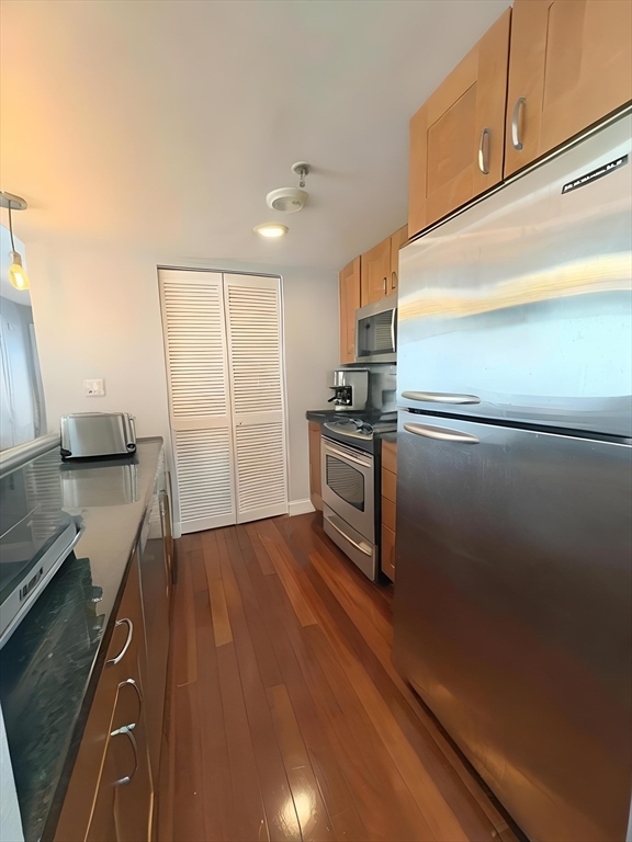 20 Webster Street, Unit 702 Brookline, MA 02446 - Photo 9 of 40