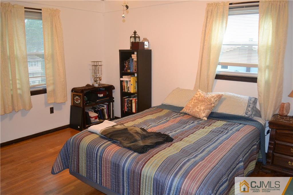 41 Clearview Road East Brunswick, NJ 08816 - Photo 20 of 26 Gallery Image 20