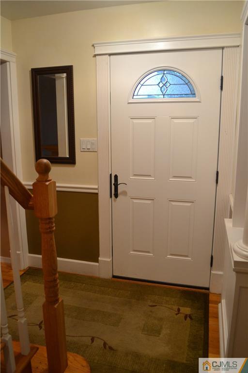 41 Clearview Road East Brunswick, NJ 08816 - Photo 3 of 26 Gallery Image 3