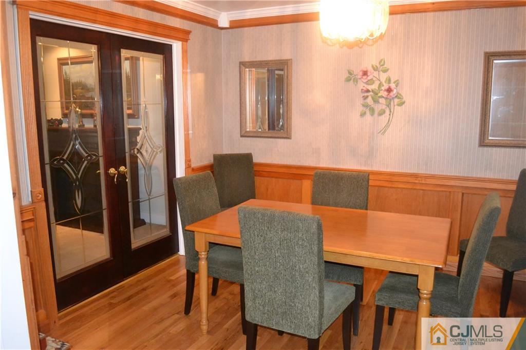 41 Clearview Road East Brunswick, NJ 08816 - Photo 6 of 26 Gallery Image 6