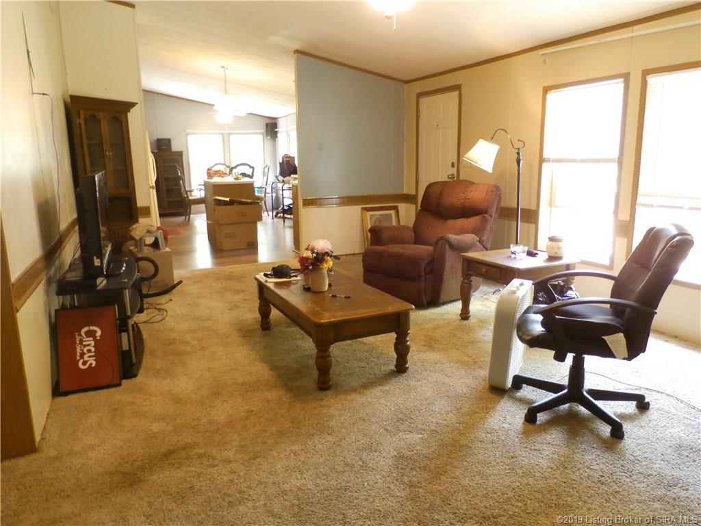 835 Hunter's Trace Road Palmyra, IN 47164 - Photo 2 of 50