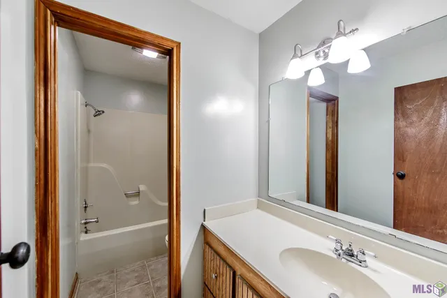 $189,900 | 605 Westview Drive, Houma, LA 70364