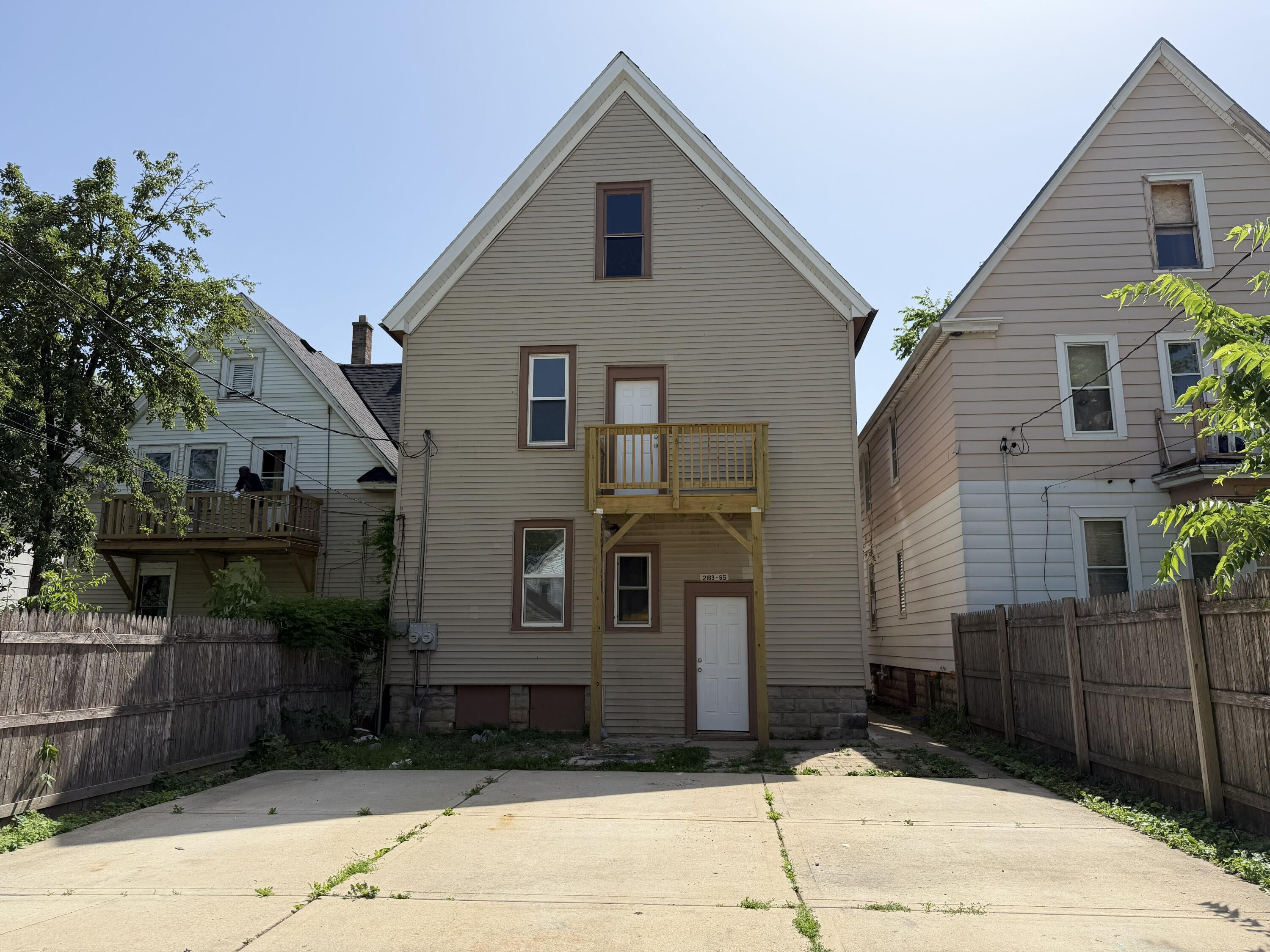 2163 North 41st Street Milwaukee, WI 53208 - Photo 11 of 11 IMG_3047