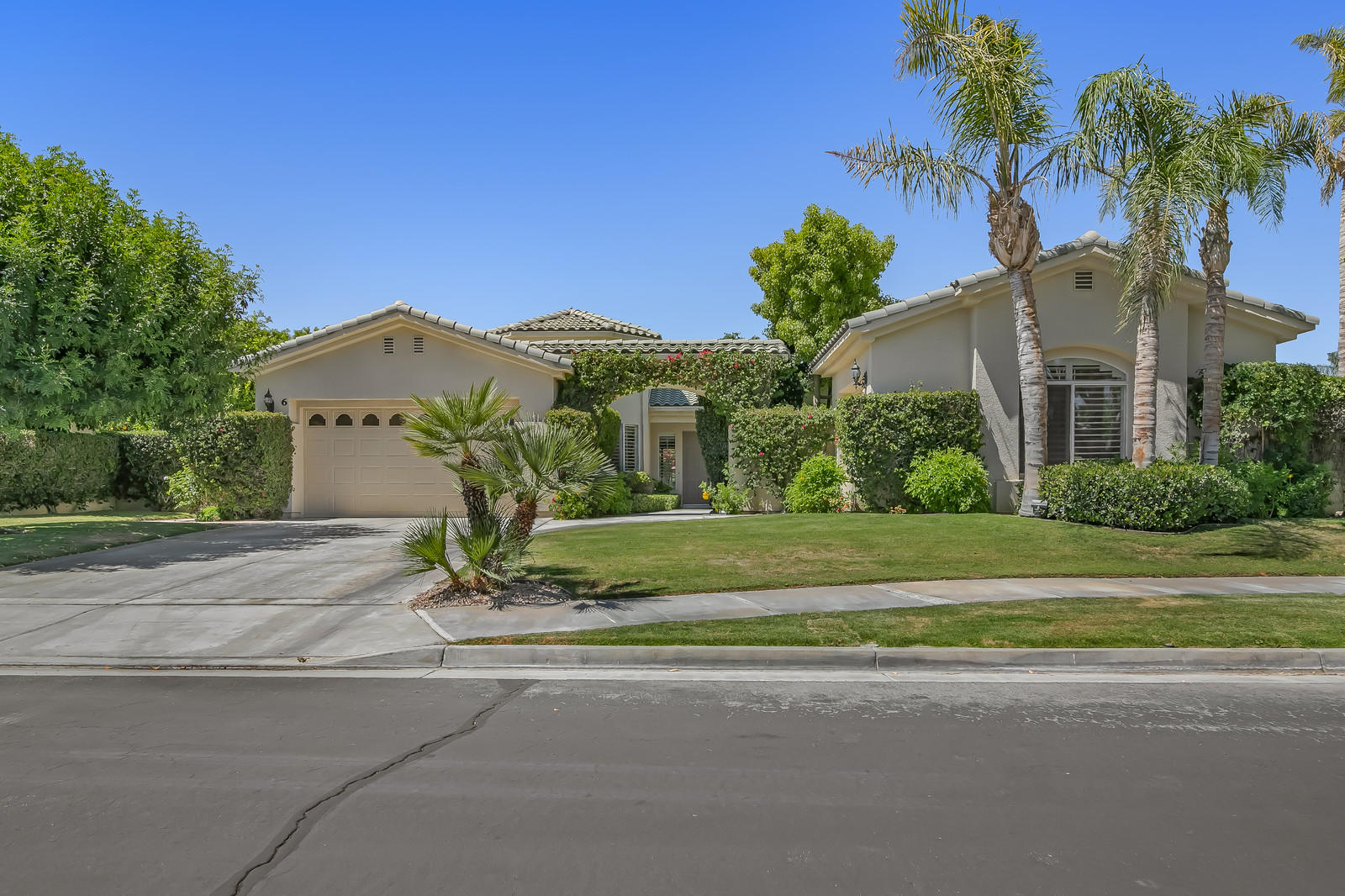 6 Bentley Road Rancho Mirage, CA 92270 - Photo 1 of 45 Image_01_mls