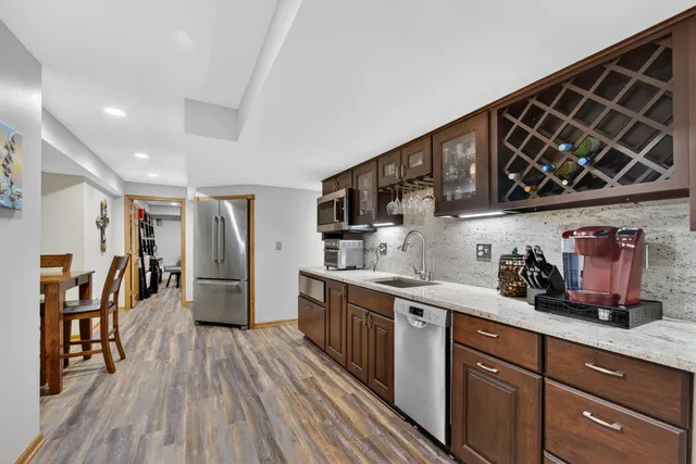 $675,000 | 8454 Northview Drive, Pleasant Prairie, WI 53158