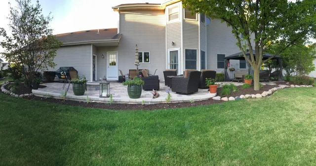 $675,000 | 8454 Northview Drive, Pleasant Prairie, WI 53158