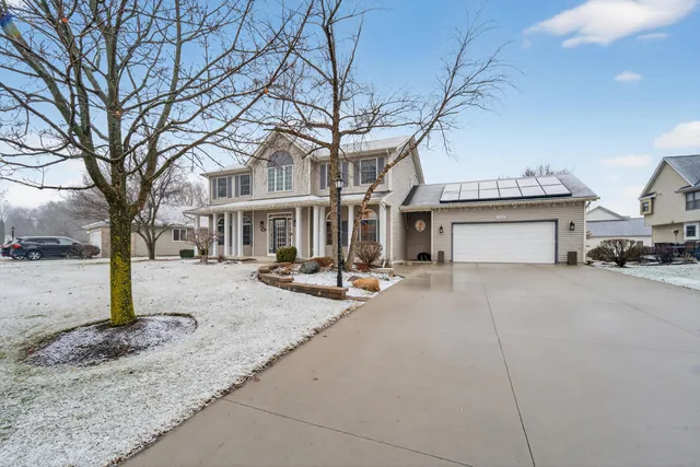 $675,000 | 8454 Northview Drive, Pleasant Prairie, WI 53158