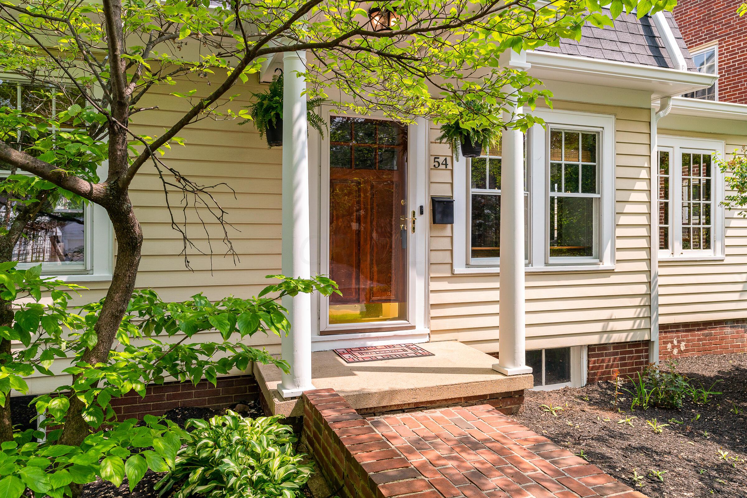 54 Winthrop Road Columbus, OH 43214 - Photo 4 of 44 54 Winthrop