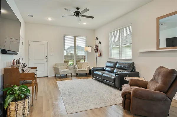 $2,295 | 3408 Pointe Du Hoc Drive, Bryan, TX 77808
