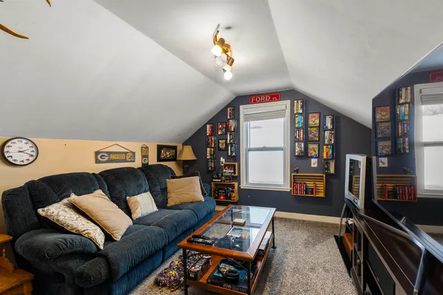 $224,900 | 722 East Arnold Street, Appleton, WI 54911