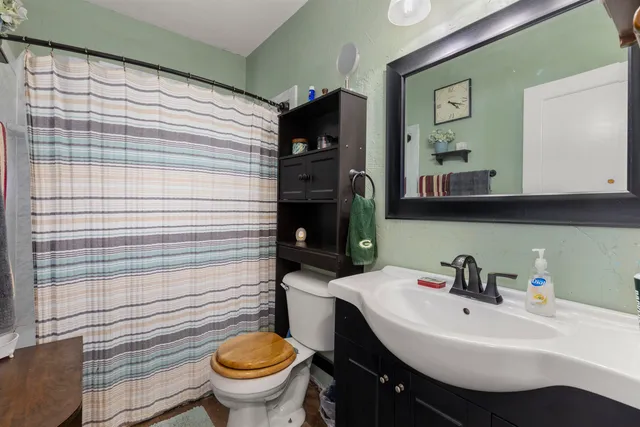 $224,900 | 722 East Arnold Street, Appleton, WI 54911