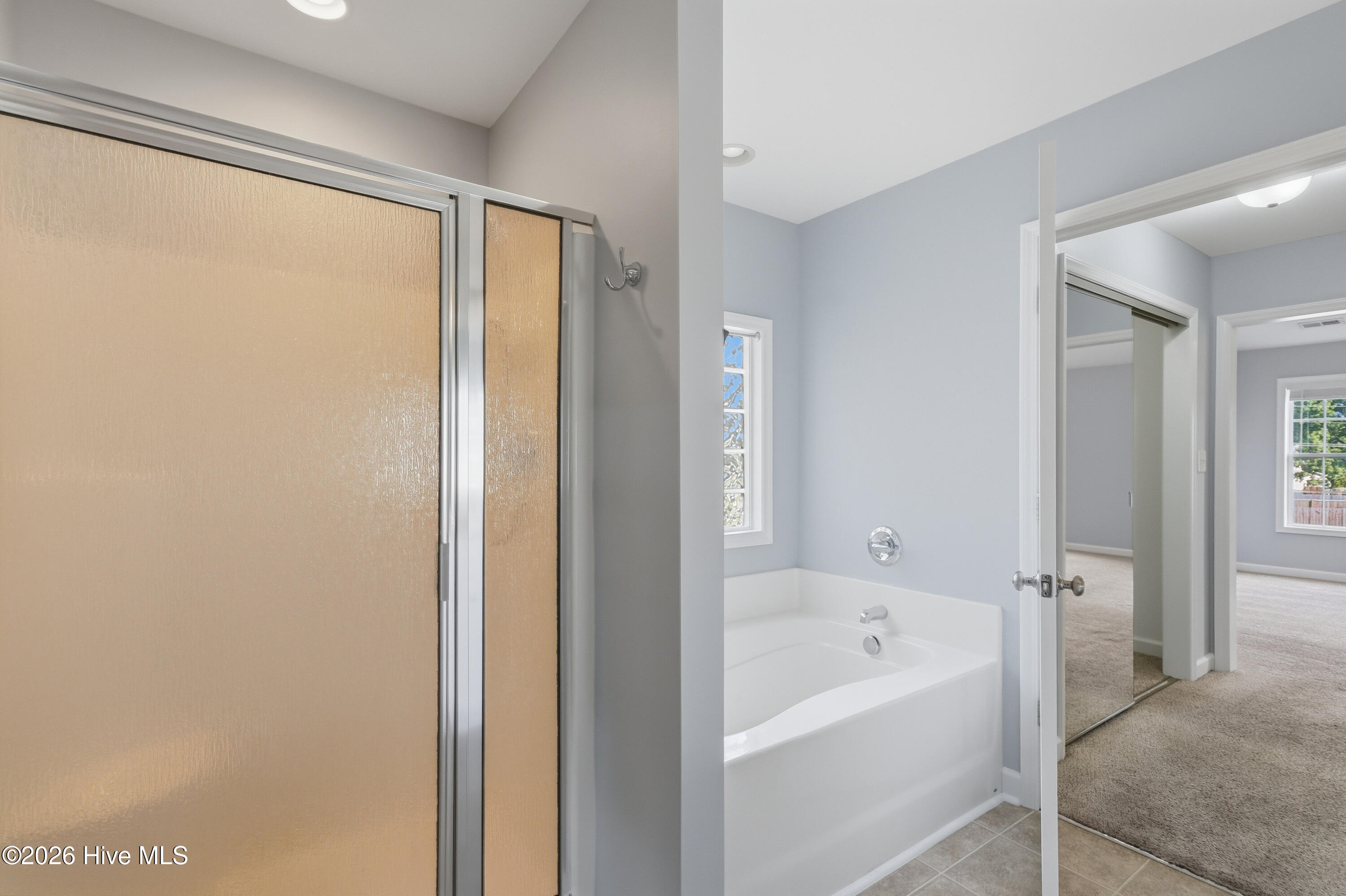 221 Rudolph Lane Hubert, NC 28539 - Photo 22 of 53 Shower & Tub
