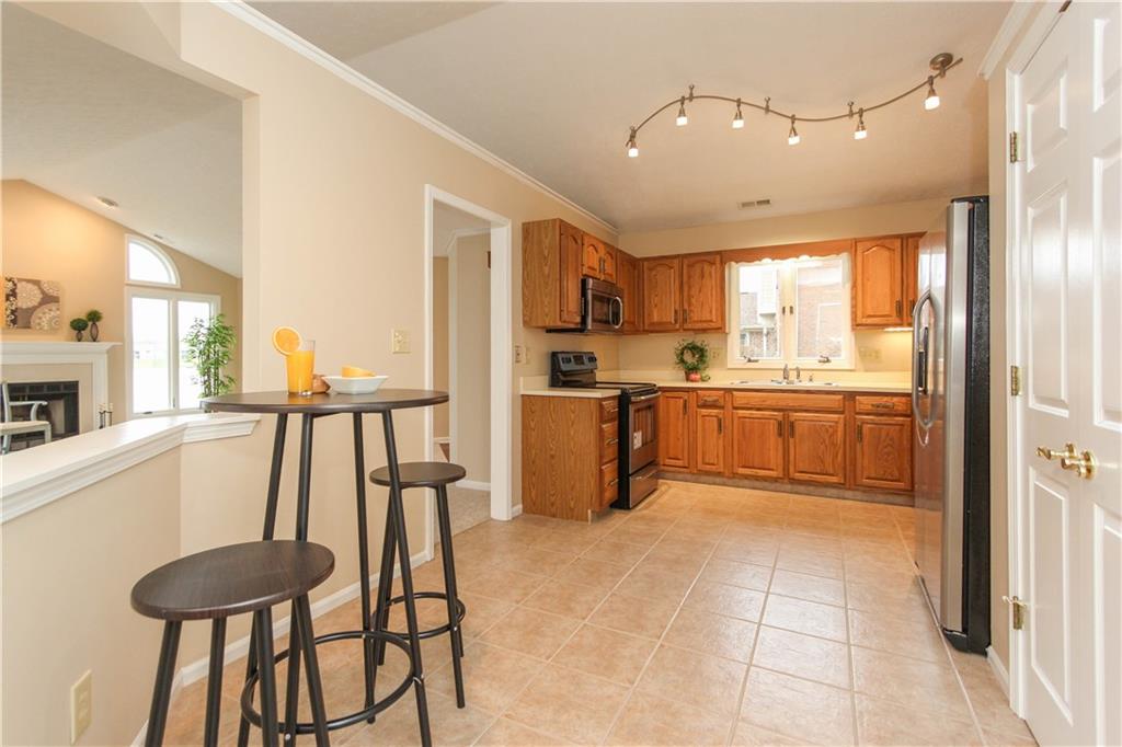 7679 River Road Indianapolis, IN 46240 - Photo 6 of 20 Gallery Image 6