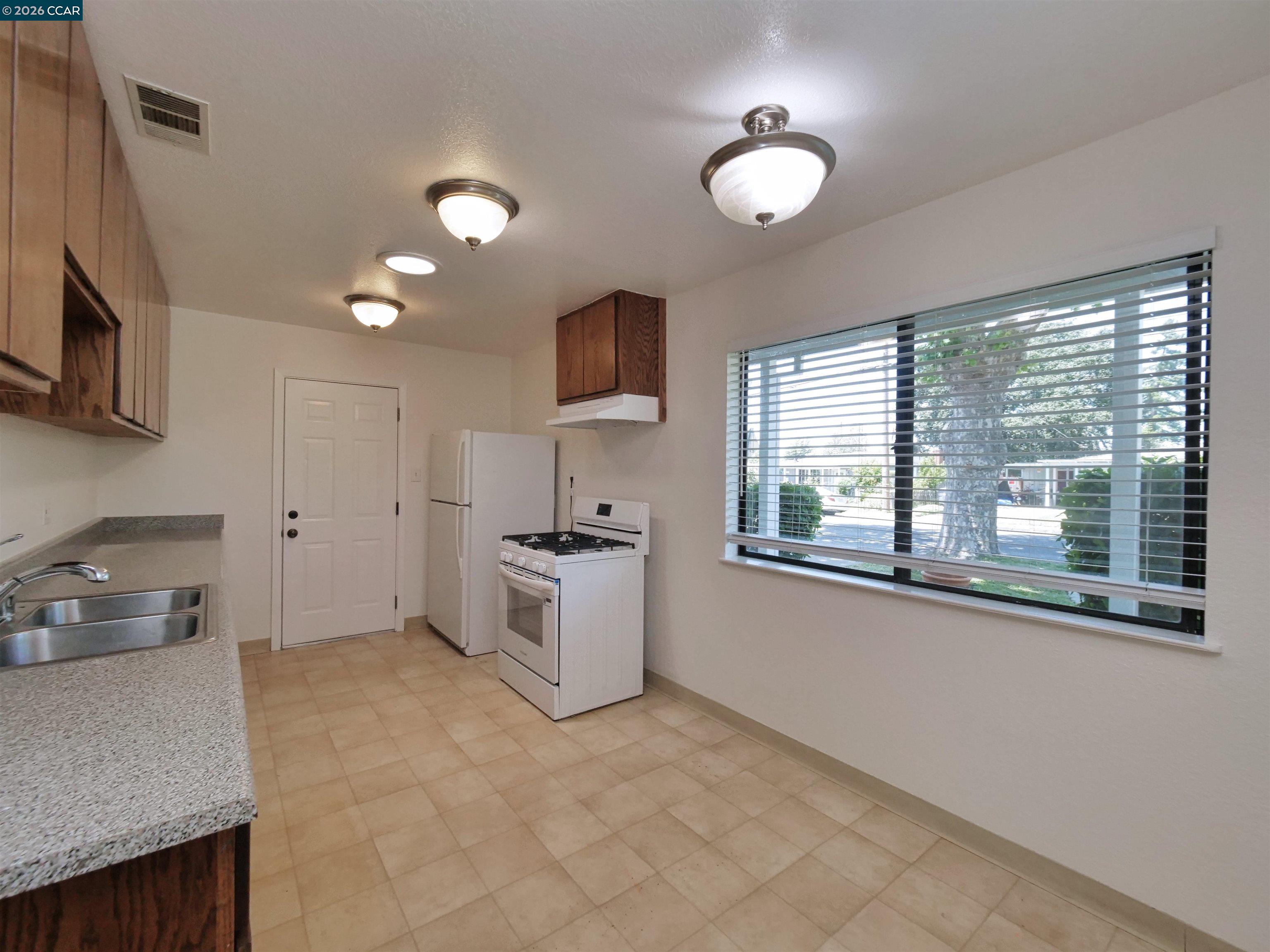 1156 Santa Barbara Drive Santa Rosa, CA 95404 - Photo 28 of 61