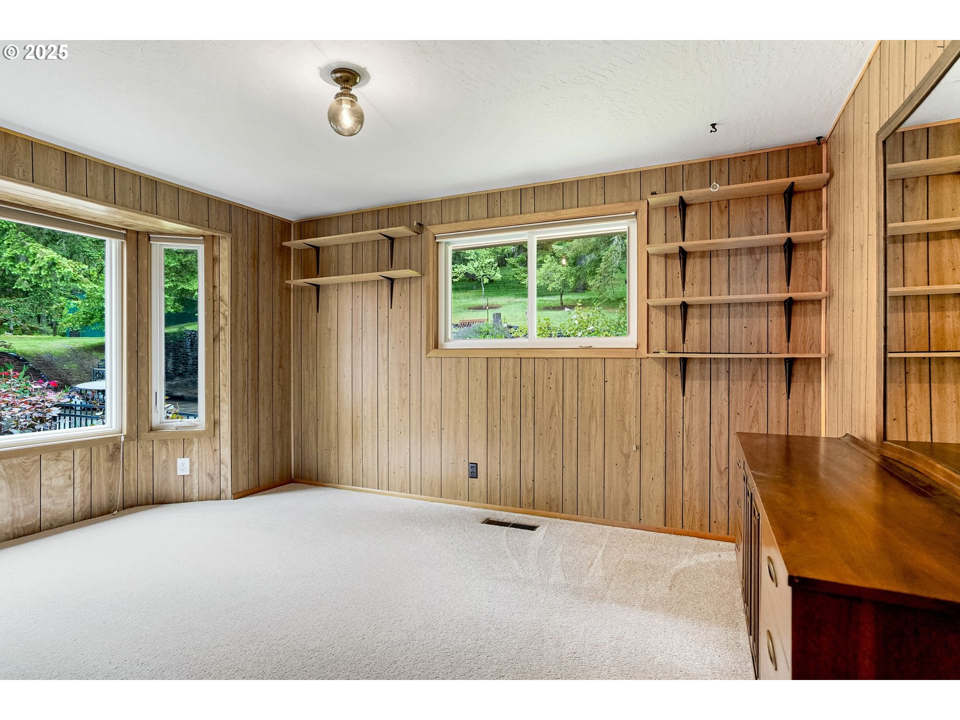 16275 Gilliam Road Dallas, OR 97338 - Photo 16 of 48