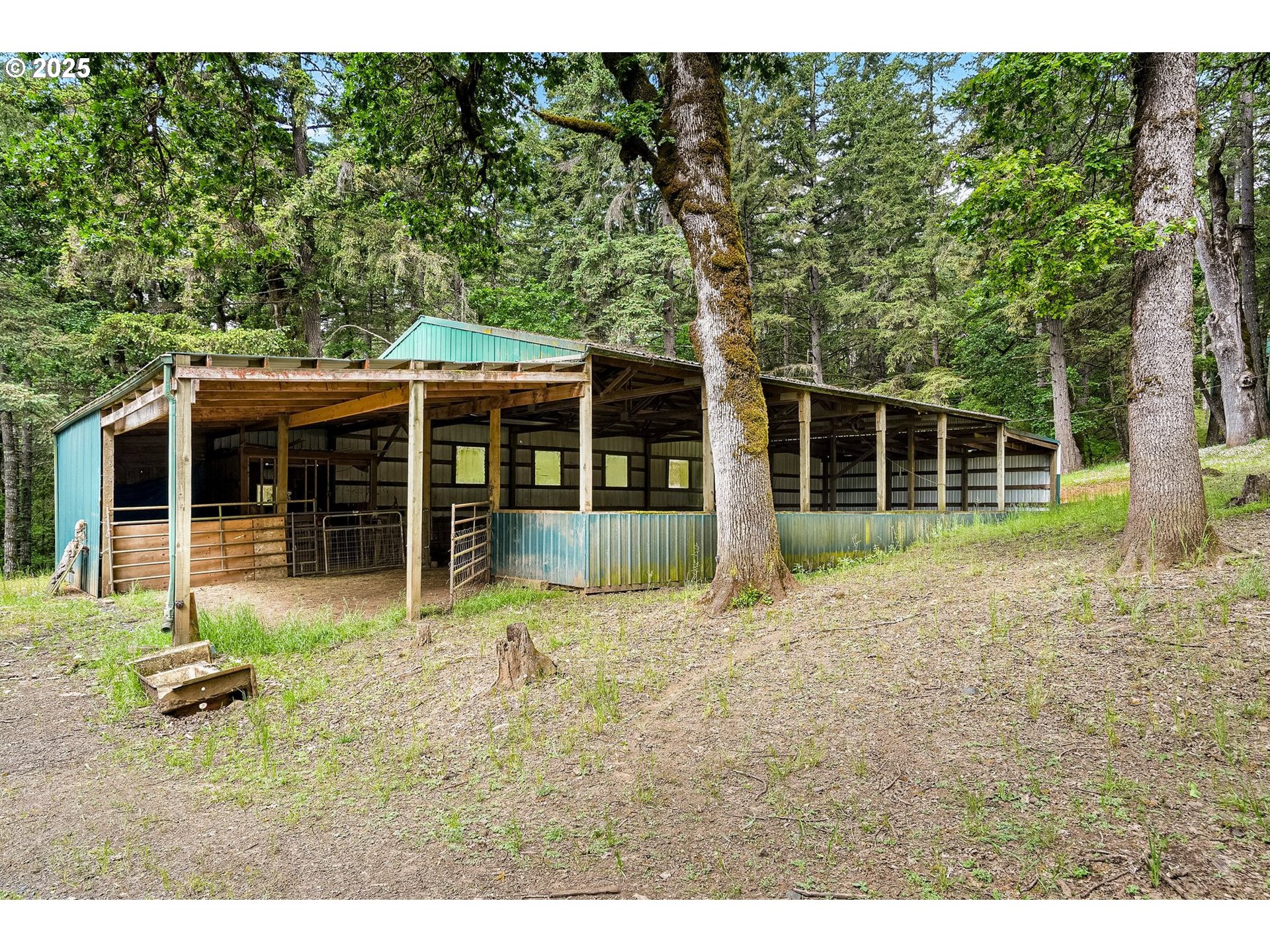 16275 Gilliam Road Dallas, OR 97338 - Photo 26 of 48