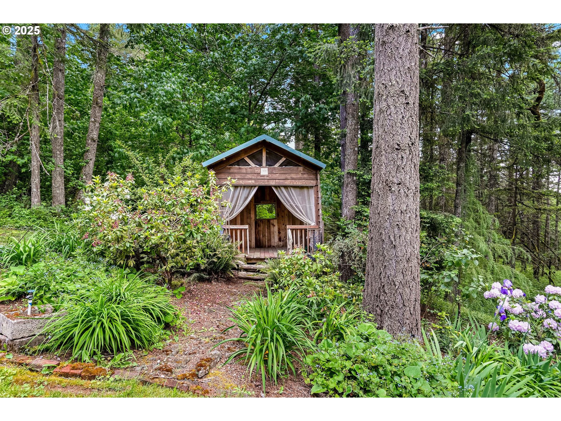 16275 Gilliam Road Dallas, OR 97338 - Photo 36 of 48