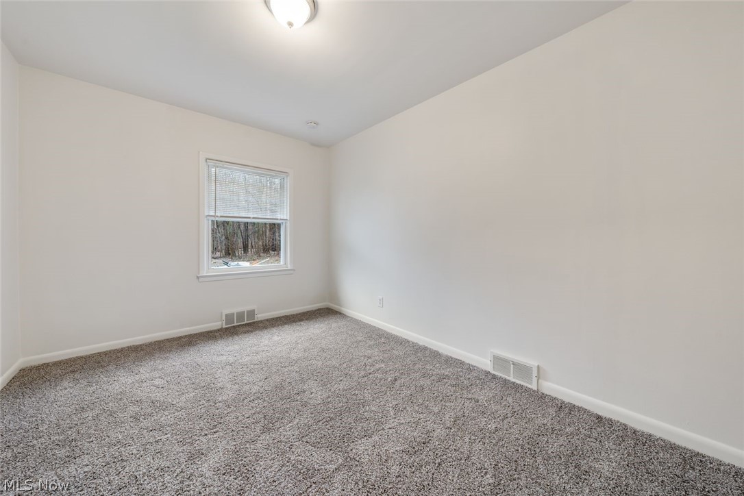 12035 Clark Road Chardon, OH 44024 - Photo 15 of 34