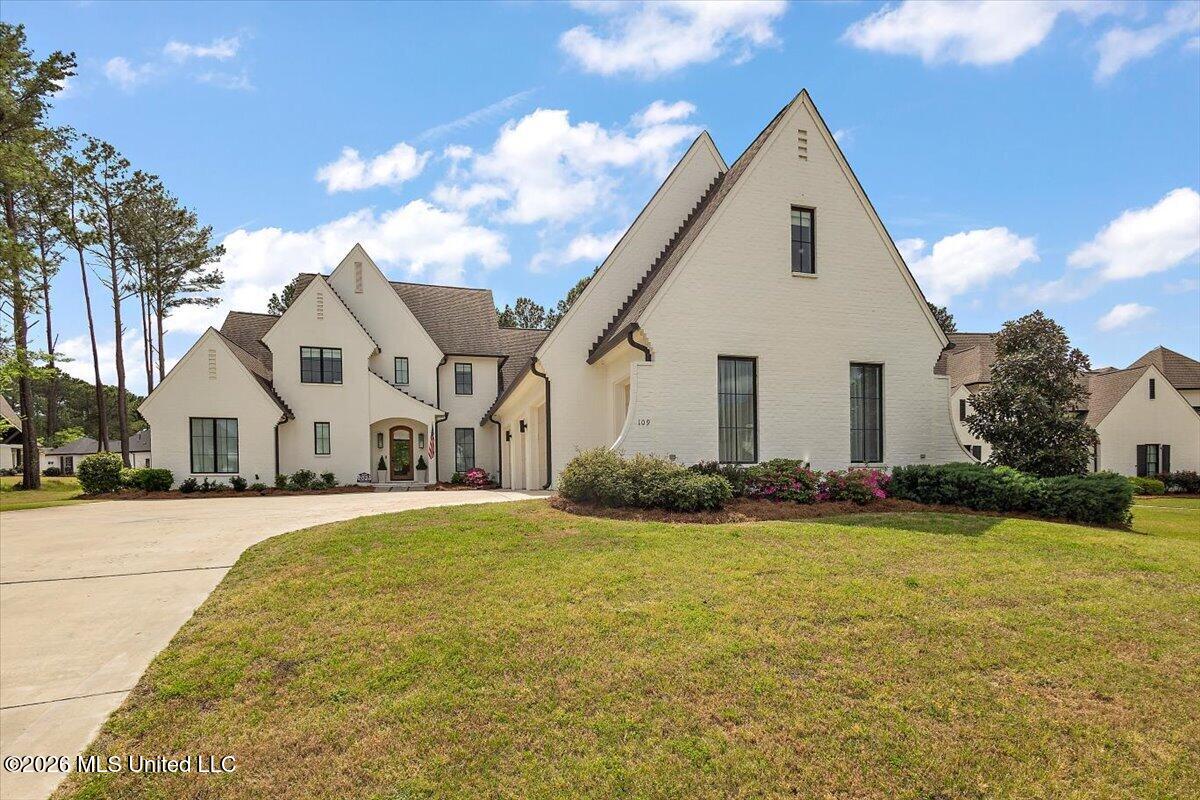 109 Dalton Pointe Madison, MS 39110 - Photo 2 of 64 02-GIHTP_6454