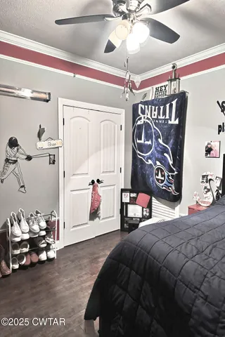 a bedroom with a bed and a walk in closet