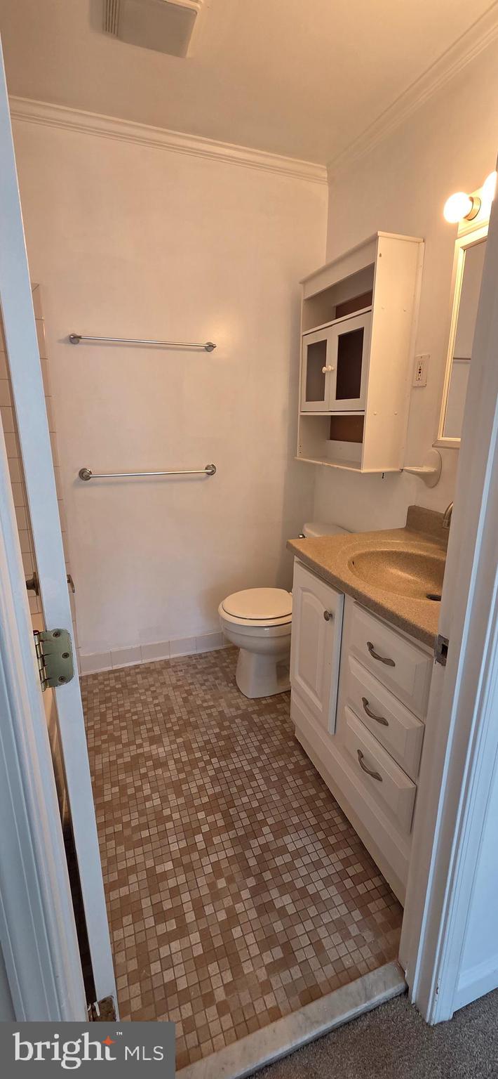 6022 Forrest Hollow Lane Springfield, VA 22152 - Photo 36 of 47 Gallery Image 36