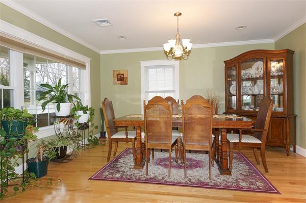 45 Westlake Road Natick, MA 01760 - Photo 6 of 17